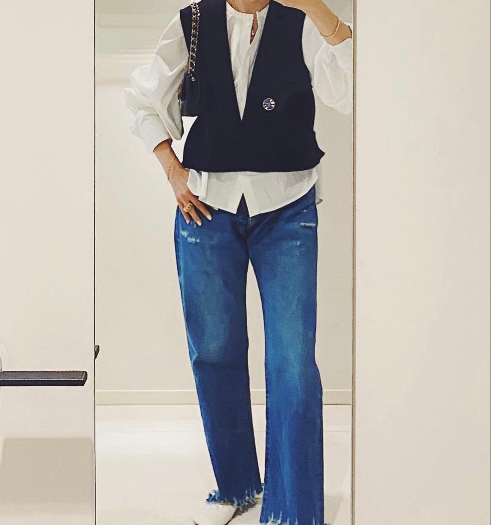 avec deuxclefs ネイビー Vネック ベスト　ジレ M