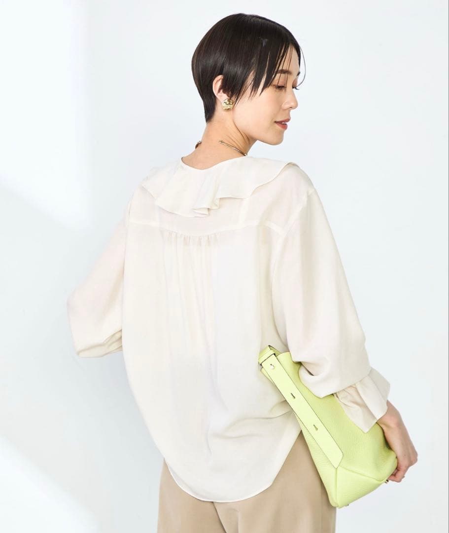 【新品未使用】ノーリーズ・ラッフル衿とろみブラウス　CLASSY掲載