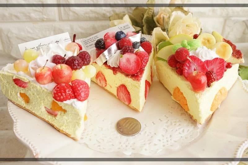 §§カットホールケーキ直径約18㎝§§インテリア　置物