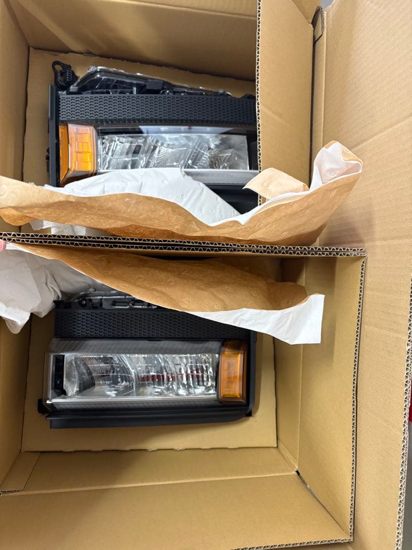【新品】ランドクルーザー250 VXヘッドライト