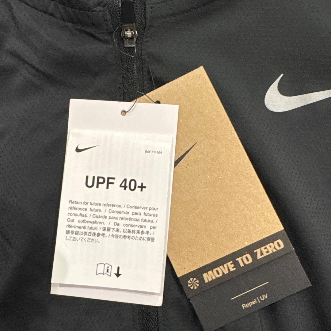 ナイキ　NIKE ランニングジャケット・ジャージ　パッカブル　新品　レディースM