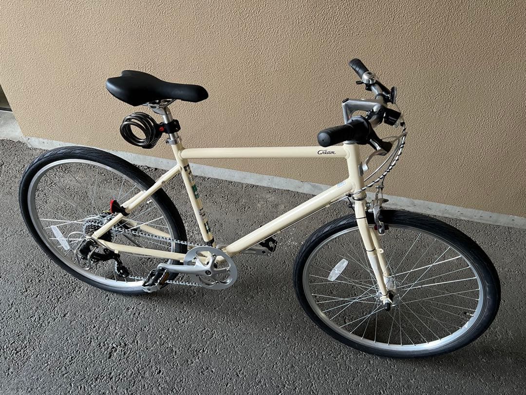 クロスバイク　数キロ試乗のみの新品同様の極上美車