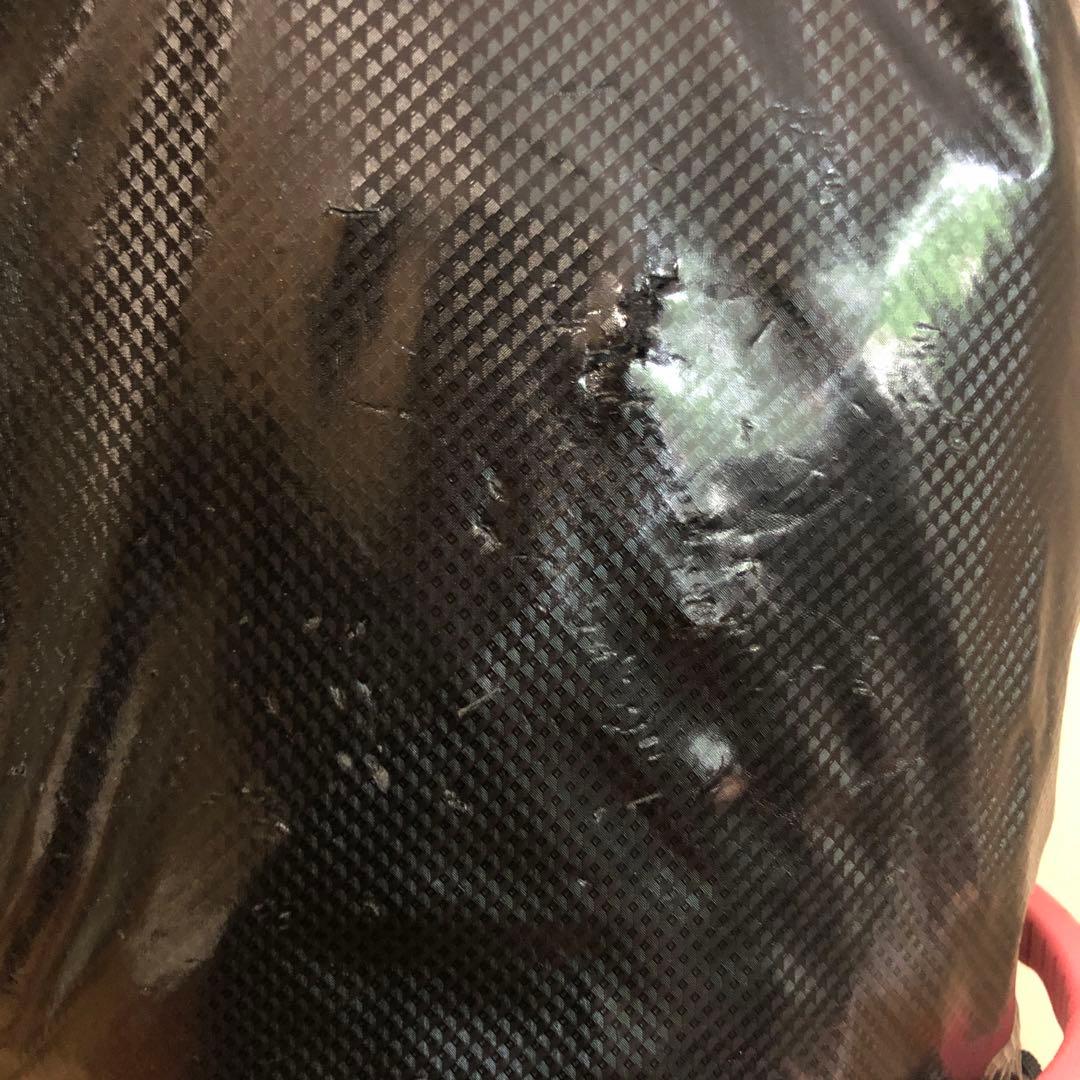 アディダスadidas キャディバッグ ブラック フード付き