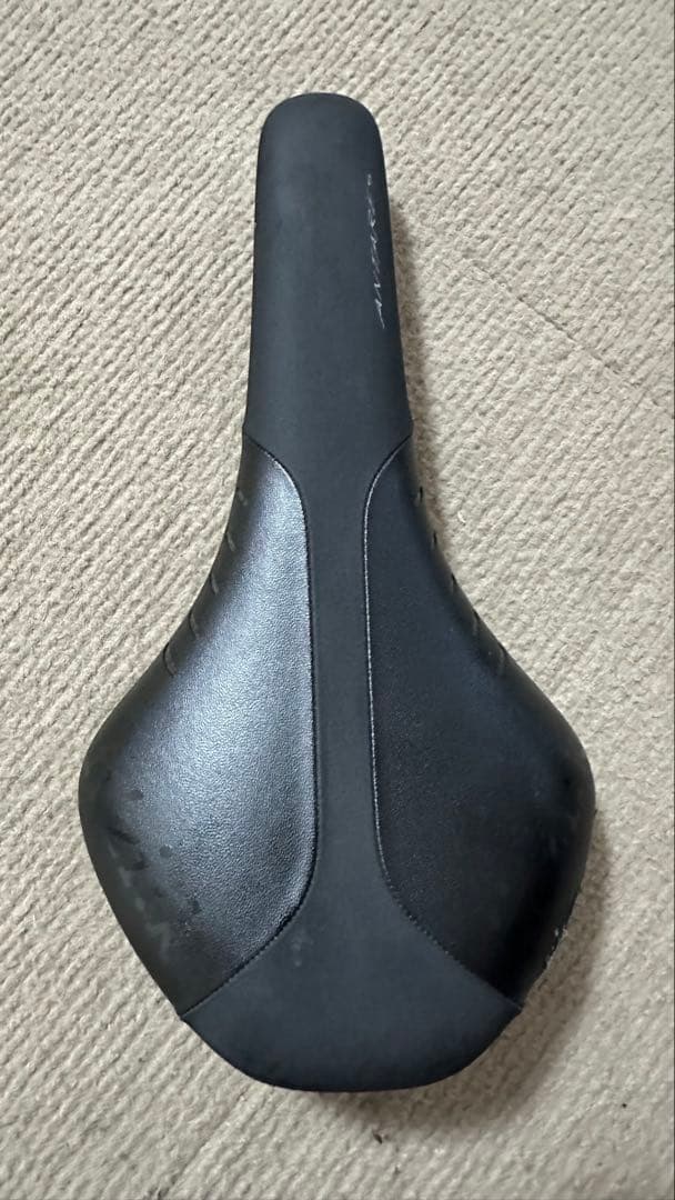 【最終値下】Fizik Antares R1 サドル　カーボン