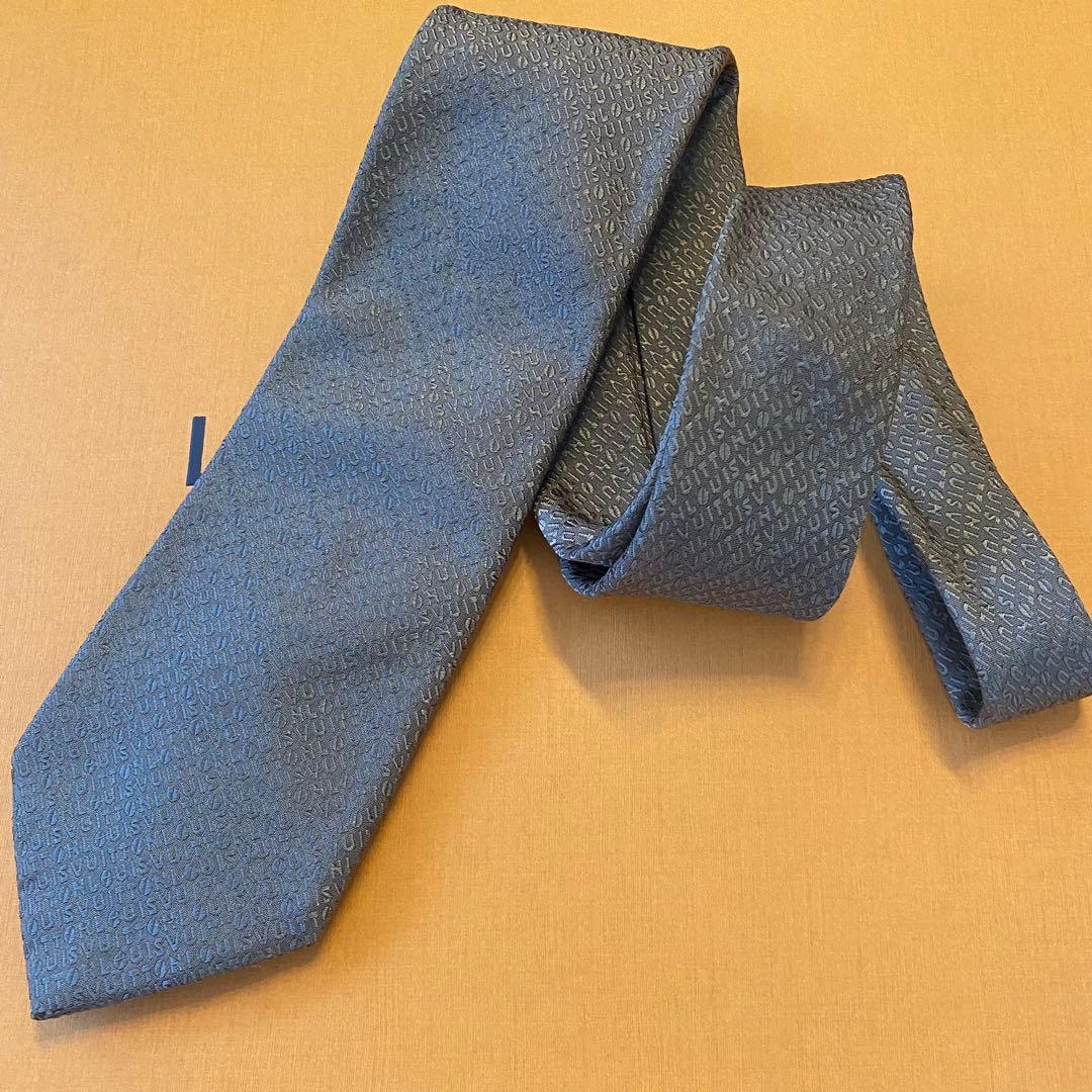 美品 LOUIS VUITTON ネクタイ ロゴマニア 茶系色 イタリア製 中古