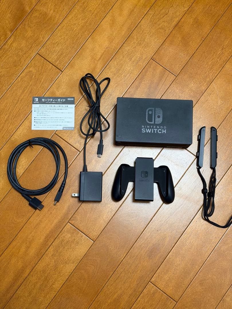 Nintendo switch 初代　【バッテリー新品】