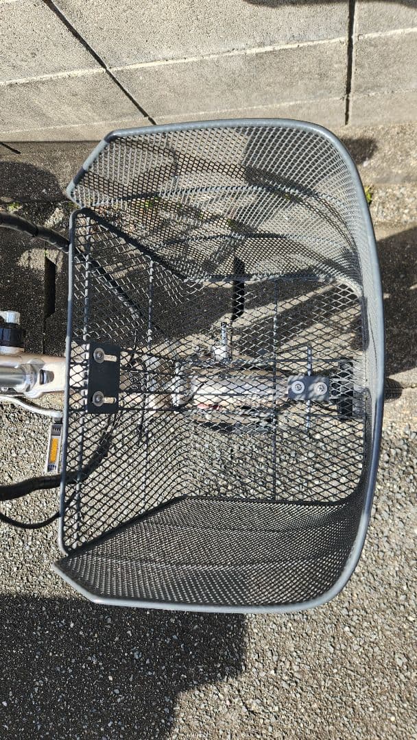 電動アシスト三輪車 シルバー メッシュバスケット付き　値下げしました。