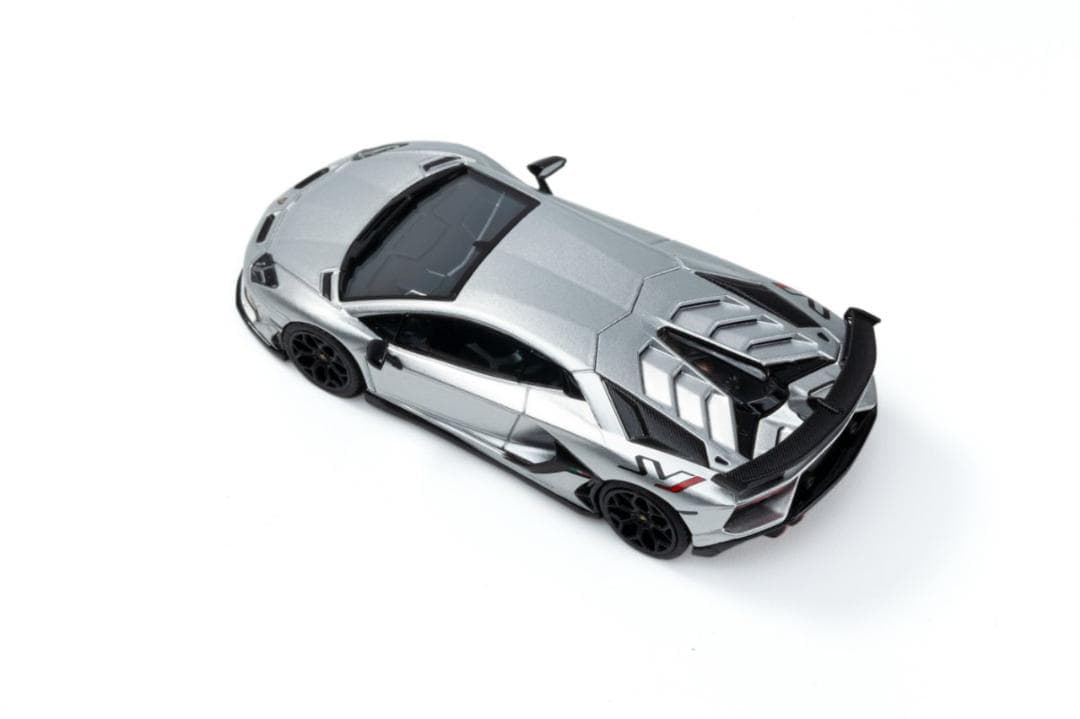 Hunghing 東京オートサロン 2026 限定 アヴェンタドール シルバー